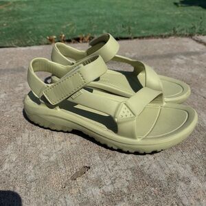 Teva Hurricane Drift Water Sandal - Like New!
